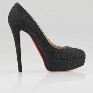 Gorgeous Gray Flannel Pumps CL